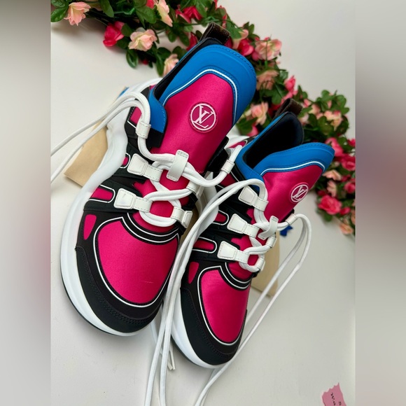 💗💙🤍Louis Vuitton Archlight Sneaker Size 38/ US 8💗💙🤍 - Picture 14 of 14